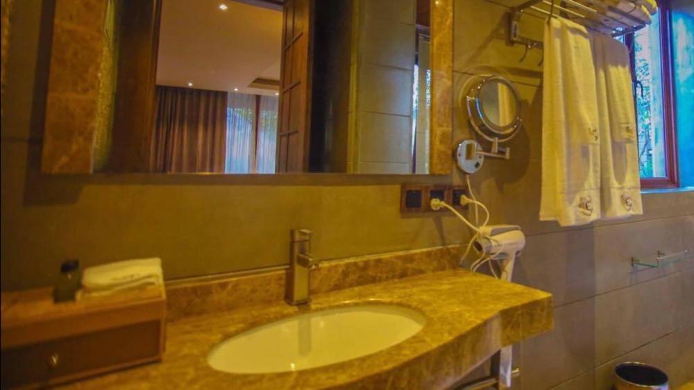 Aswadduma Hotel Dambulla Esterno foto